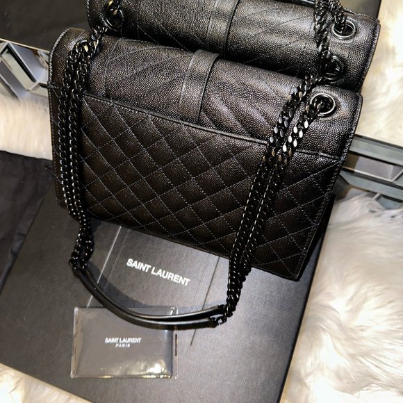 Yves Saint Laurent (Black on black YSL wallet/bag) - Picture 10 of 10